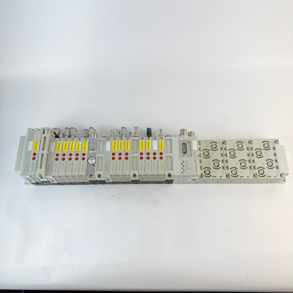 AVENTICS R480774698 AV03/AV05 Valve Island with AES-D-BC-ECAT EtherCAT & I/O Modules