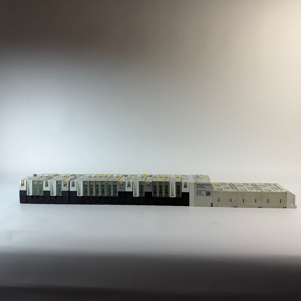 AVENTICS AES-D-BC-ECAT R412018225 EtherCAT AV03 Pneumatic Valve Island Complete Assembly