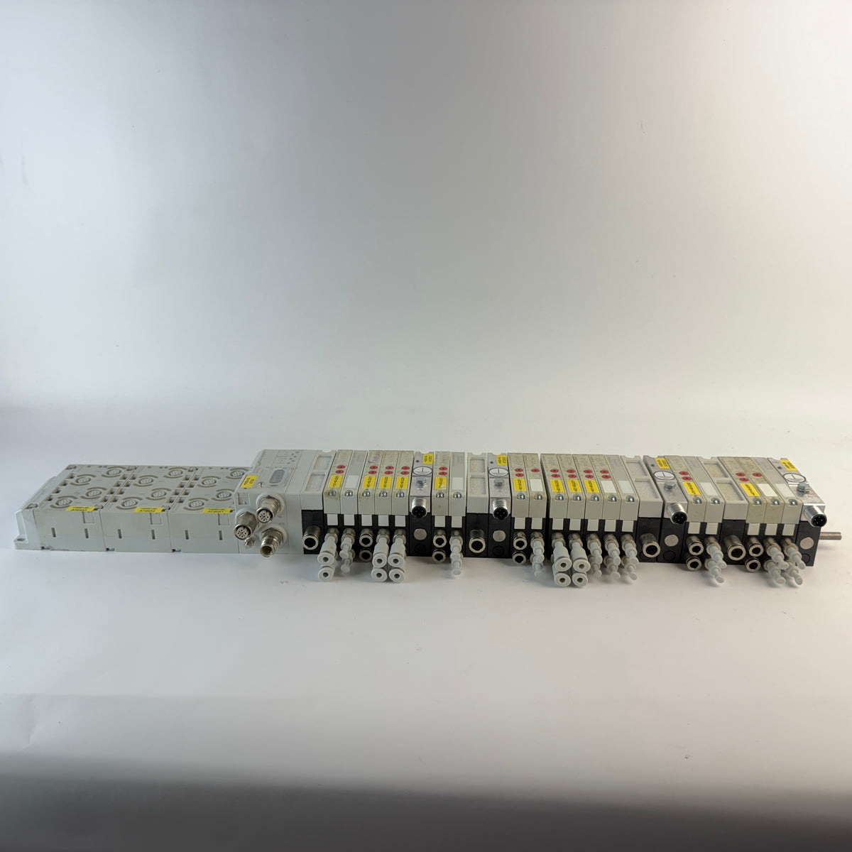 AVENTICS AES-D-BC-ECAT R412018225 EtherCAT AV03 Pneumatic Valve Island Complete Assembly