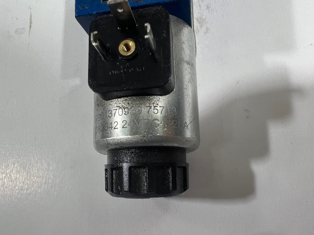 Rexroth R901068596 Bosch Directional Control Solenoid Valve 4WE6D62/EG24N9K4/Z
