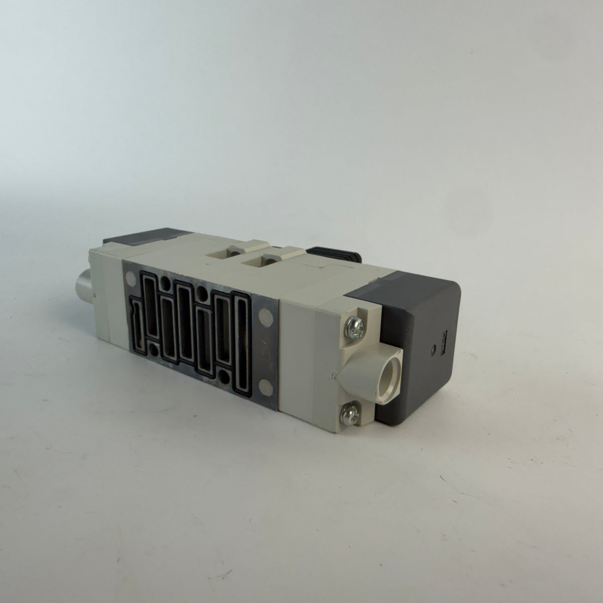 SMC VQ7-6-FG-D-3NR 5-Port 2-Position Double Solenoid Valve 24VDC