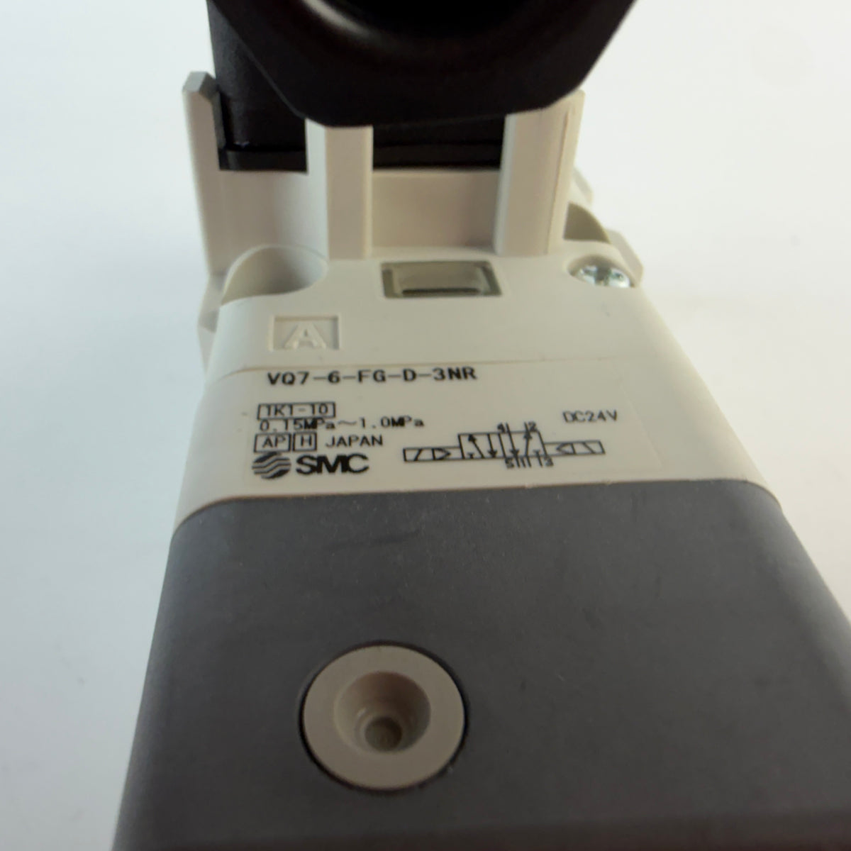 SMC VQ7-6-FG-D-3NR 5-Port 2-Position Double Solenoid Valve 24VDC