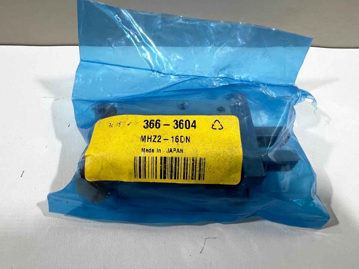 1x SMC MHZ2-16DN Parallel Style Air Gripper – New