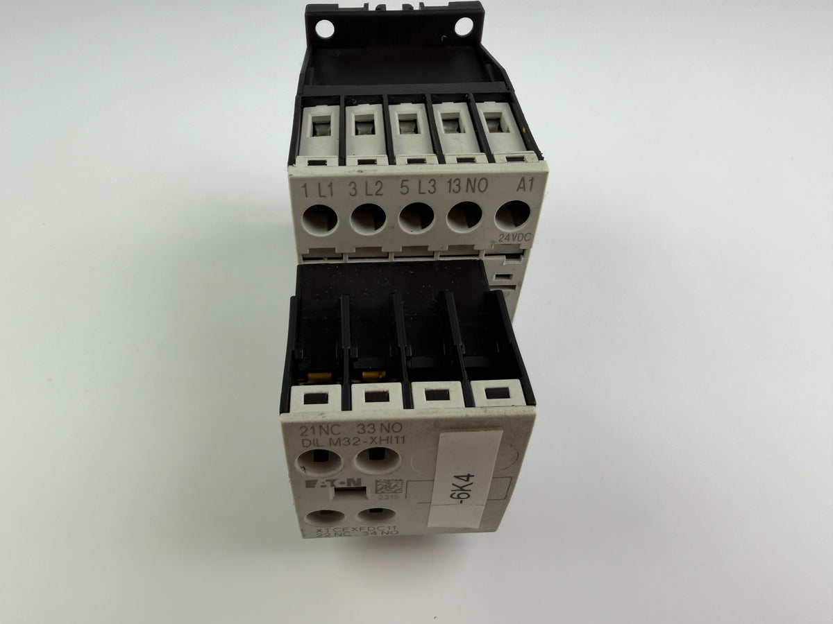 Eaton Moeller XTCE012B10 Contactor + DIL M32-XHI11 Auxiliary Contact Block (21NC / 33NO)
