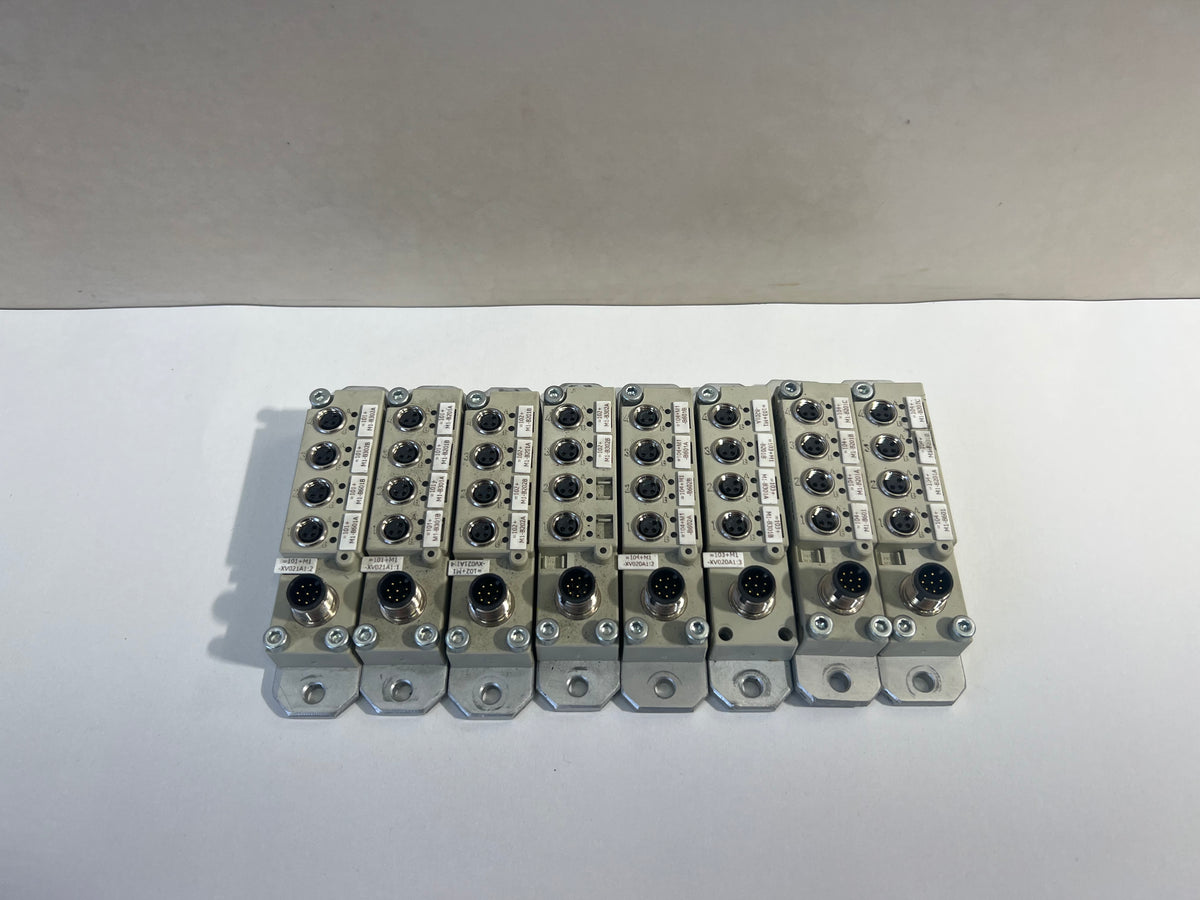 1x Weidmüller 1828740000 4-Port Slim Line M8 Distribution Terminal Block