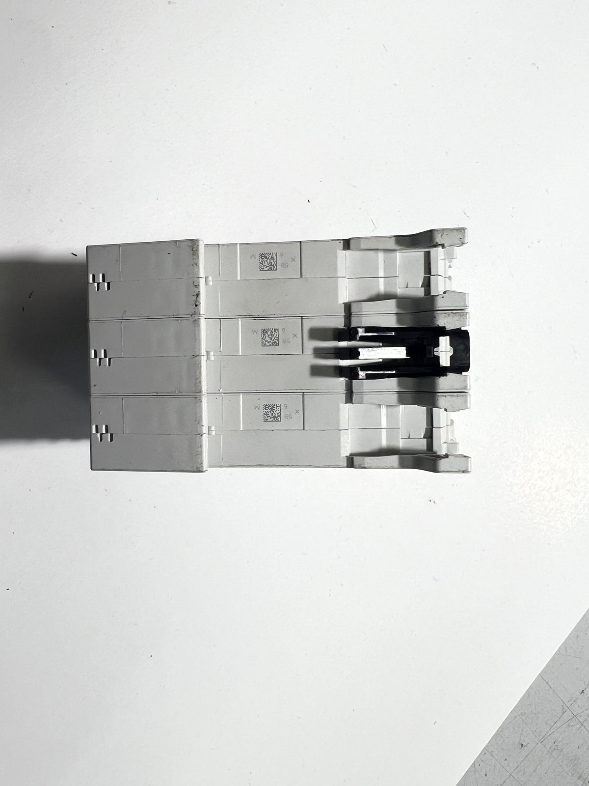 ABB 2CDS253001R0065 S203-B6 Circuit Breaker