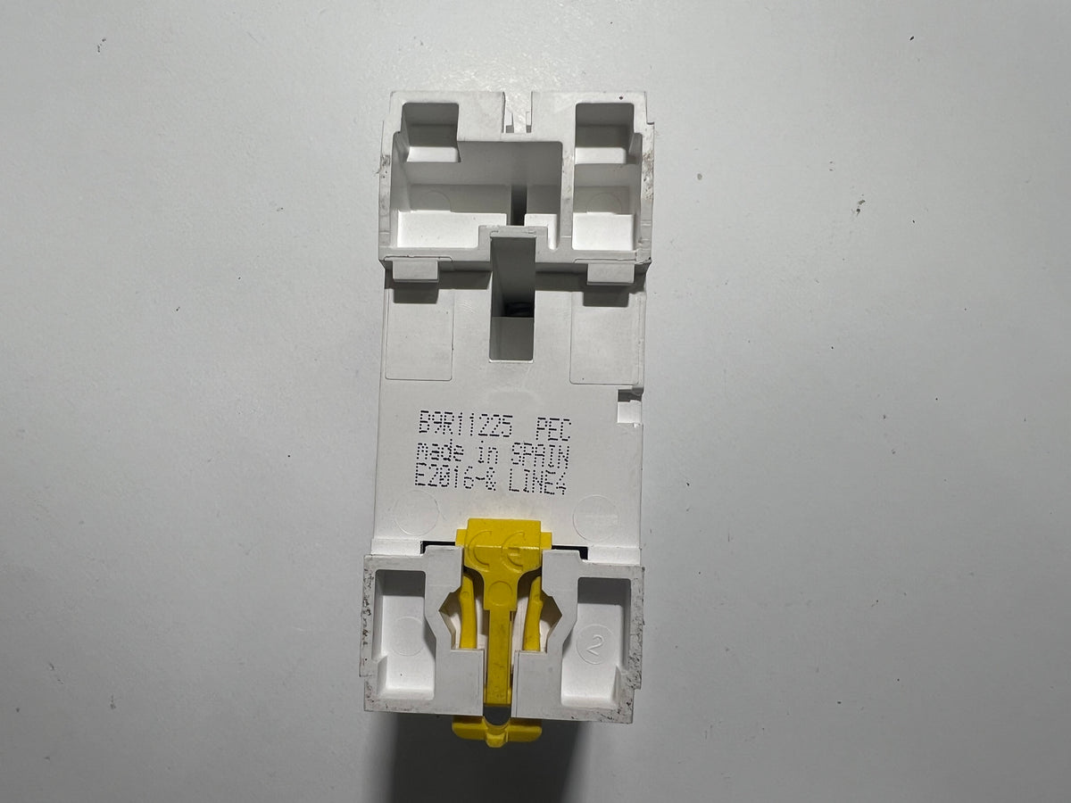 Schneider Resi9 25A 30mA Residual Current Circuit Breaker (RCCB)