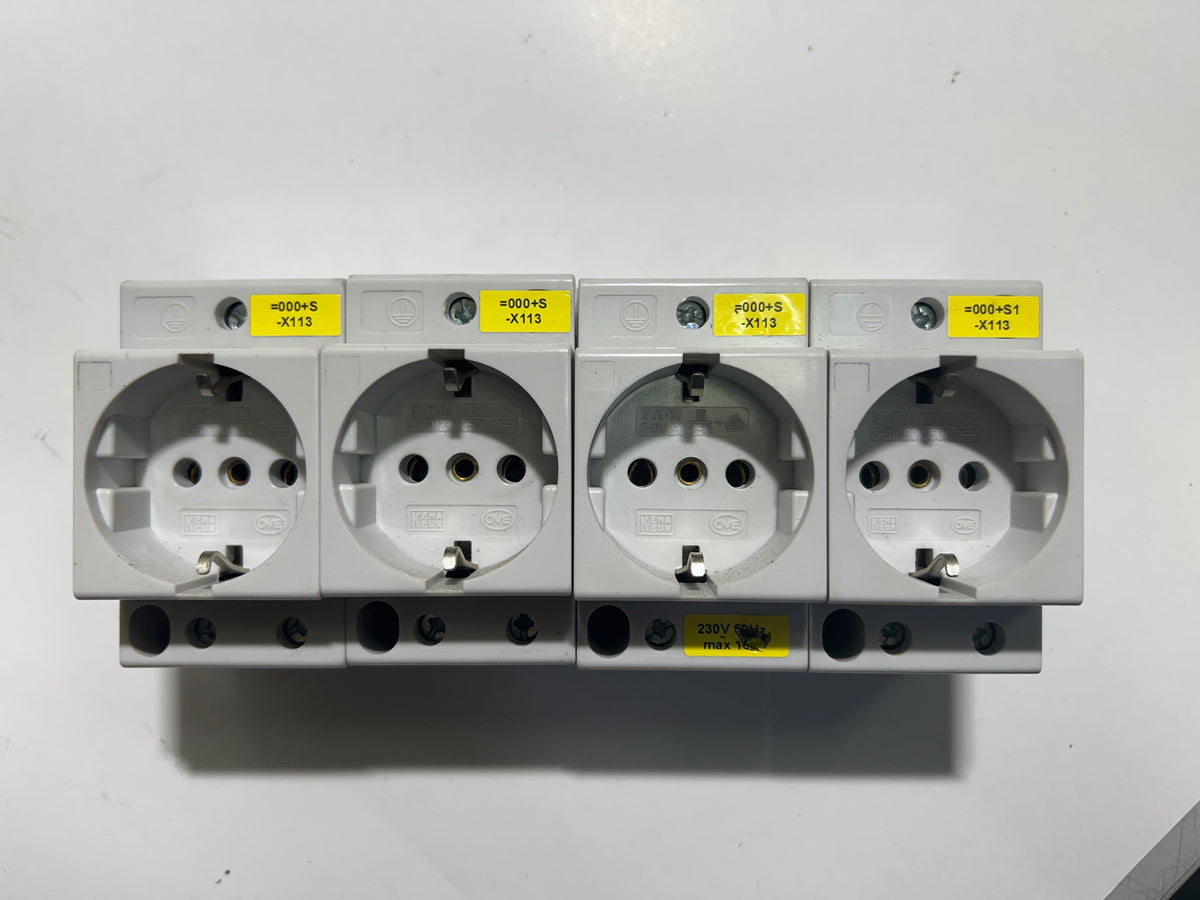 1x EATON Z-SD230 Schuko Socket