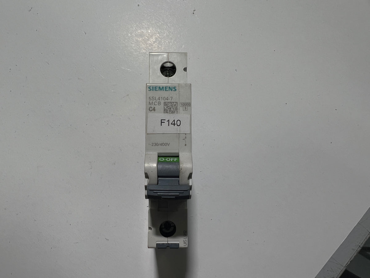 1x Siemens 5SL4104-7 Miniature Circuit Breaker MCB C4 230/400V 6kA