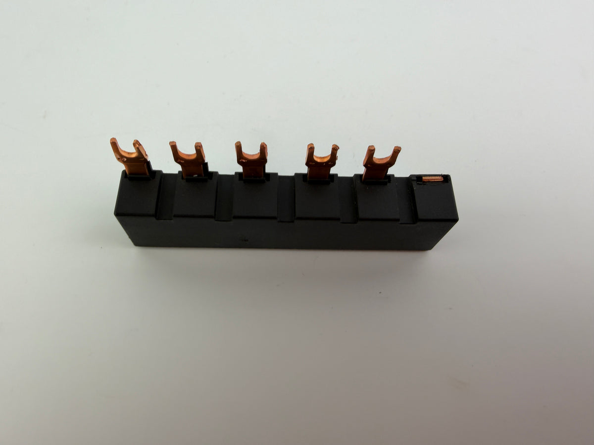 2x pieces Siemens 3RV1915-1AB Busbar