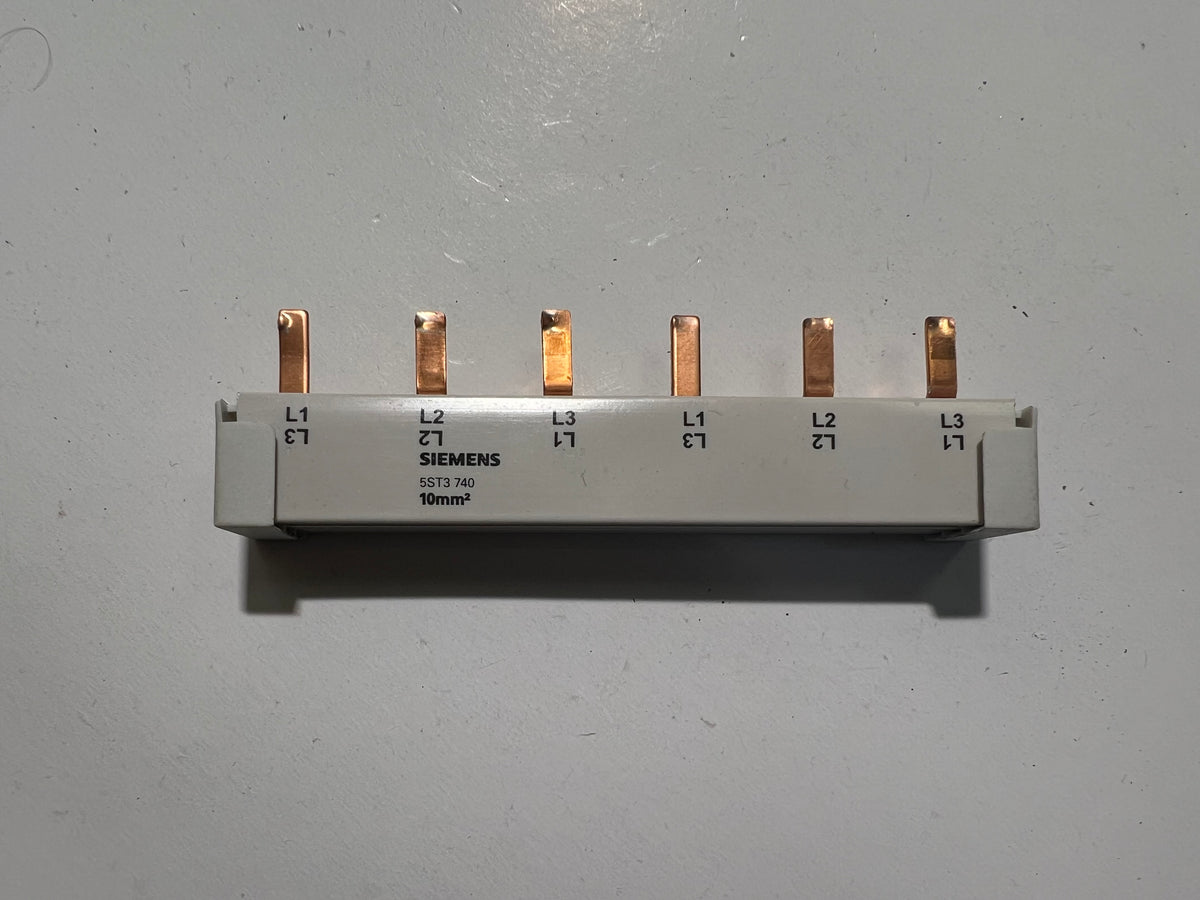 Siemens 5ST3740 Busbar for Circuit Breakers 10mm² 3-Phase