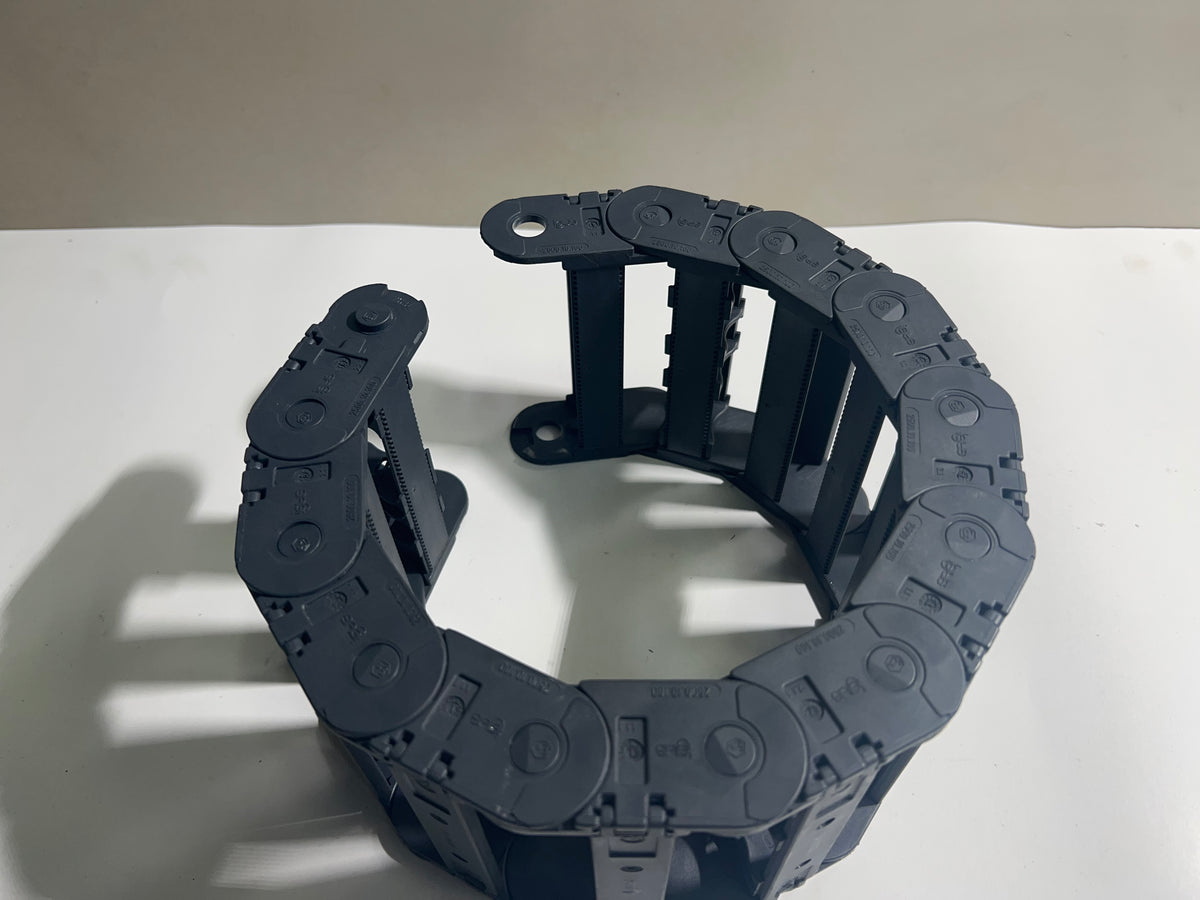 Igus 2500.10.100 Energy Chain Cable Carrier – Lot of 12pcs