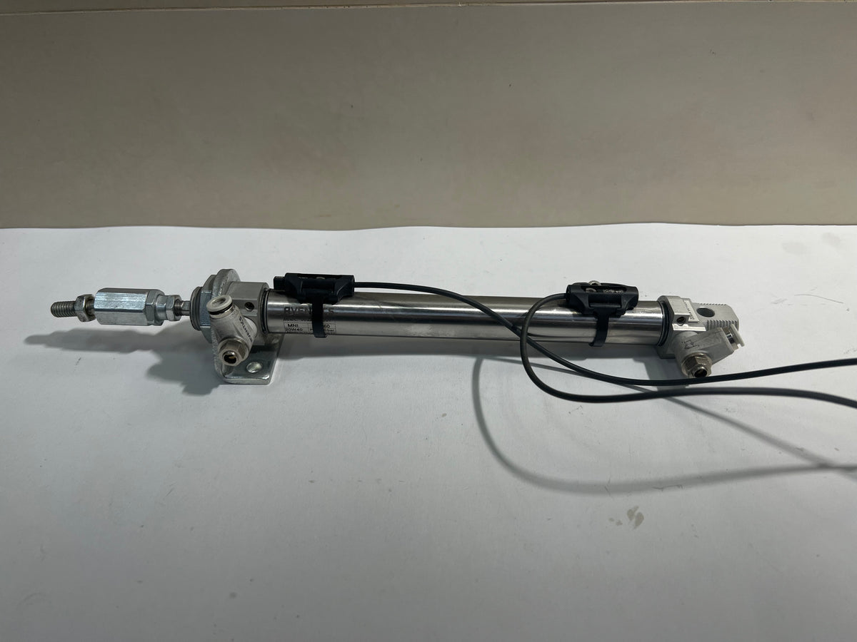 Aventics Pneumatic Cylinder 0822333507 10Bar with Sensor & 0.5m Cable