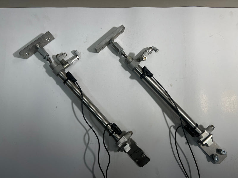 1x Aventics Pneumatic Cylinder 0822333508 10Bar with Sensor & 2m Cable