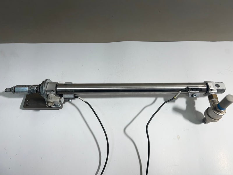 Aventics Pneumatic Cylinder 0822333509 10Bar with Sensor & 1.3m Cable