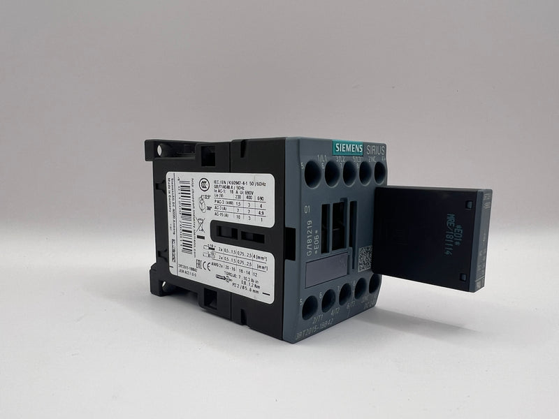 Siemens SIRIUS 3RT2015-1BB42  CONTACTOR + 3RT2916-1BB00