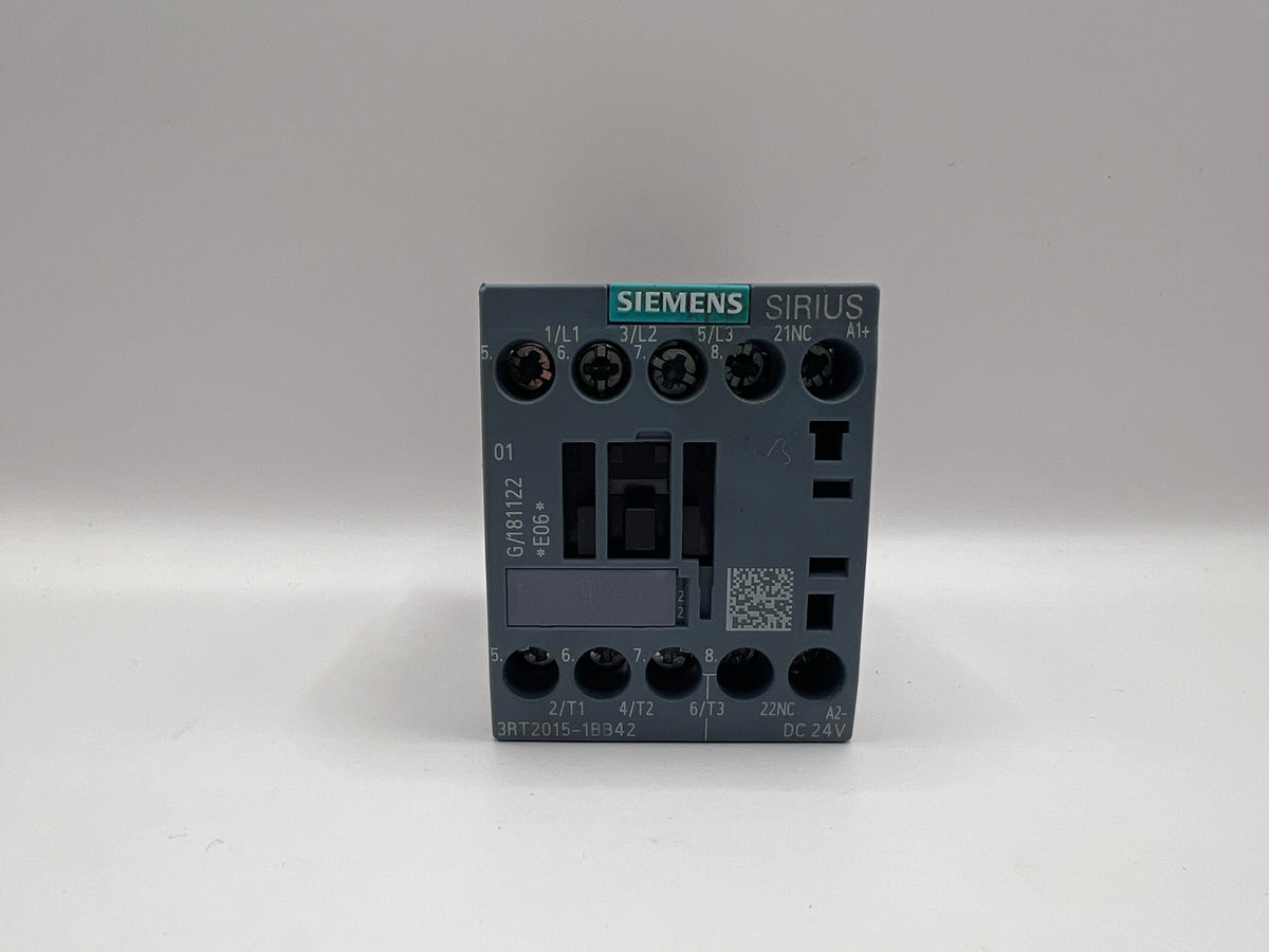 Siemens SIRIUS 3RT2015-1BB42 Contactor 24V AC Coil 3-Pole 7A