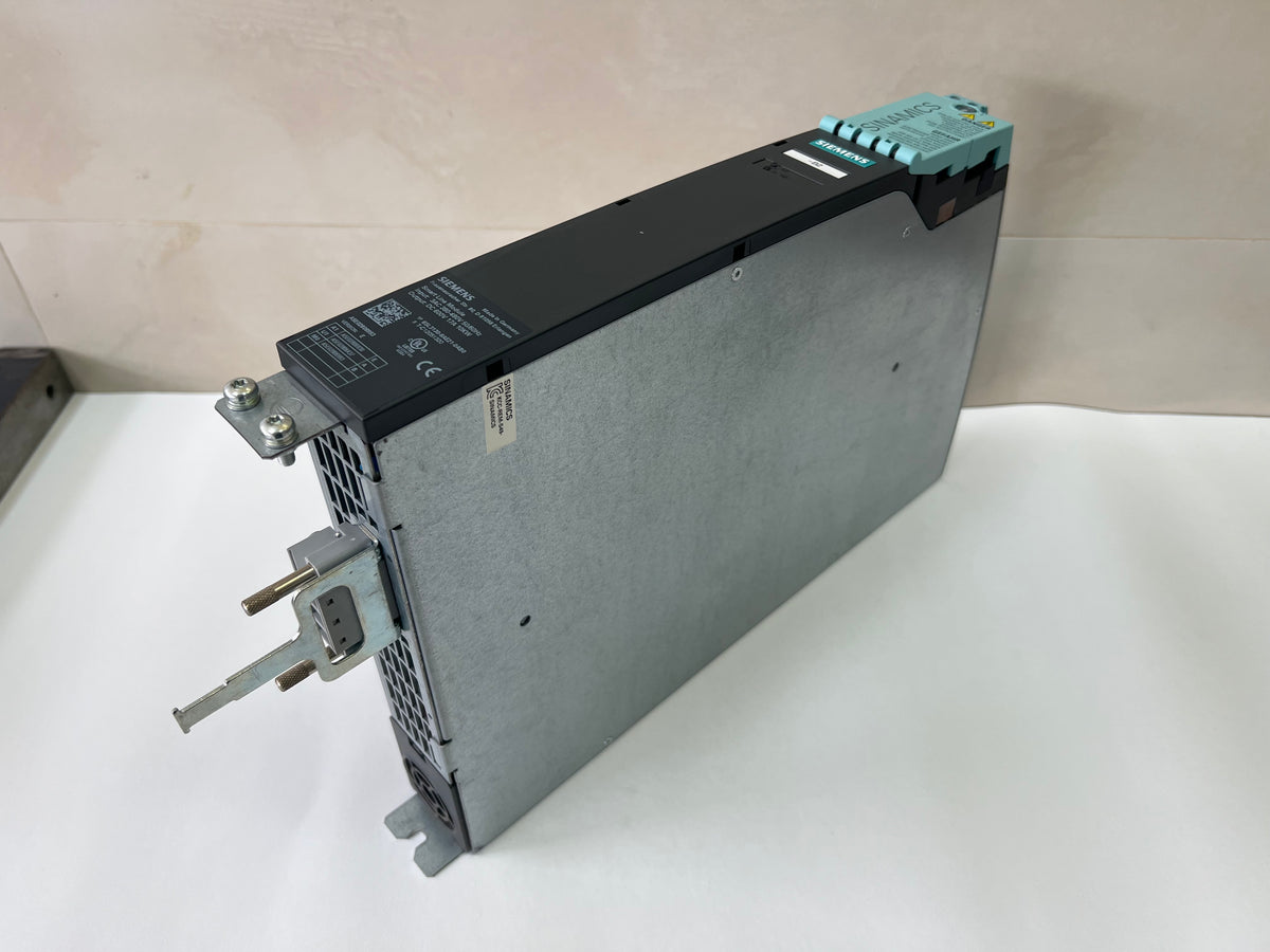1x Siemens 6SL3130-6AE21-0AB0 SINAMICS Smart Line Module 36kW 400V AC