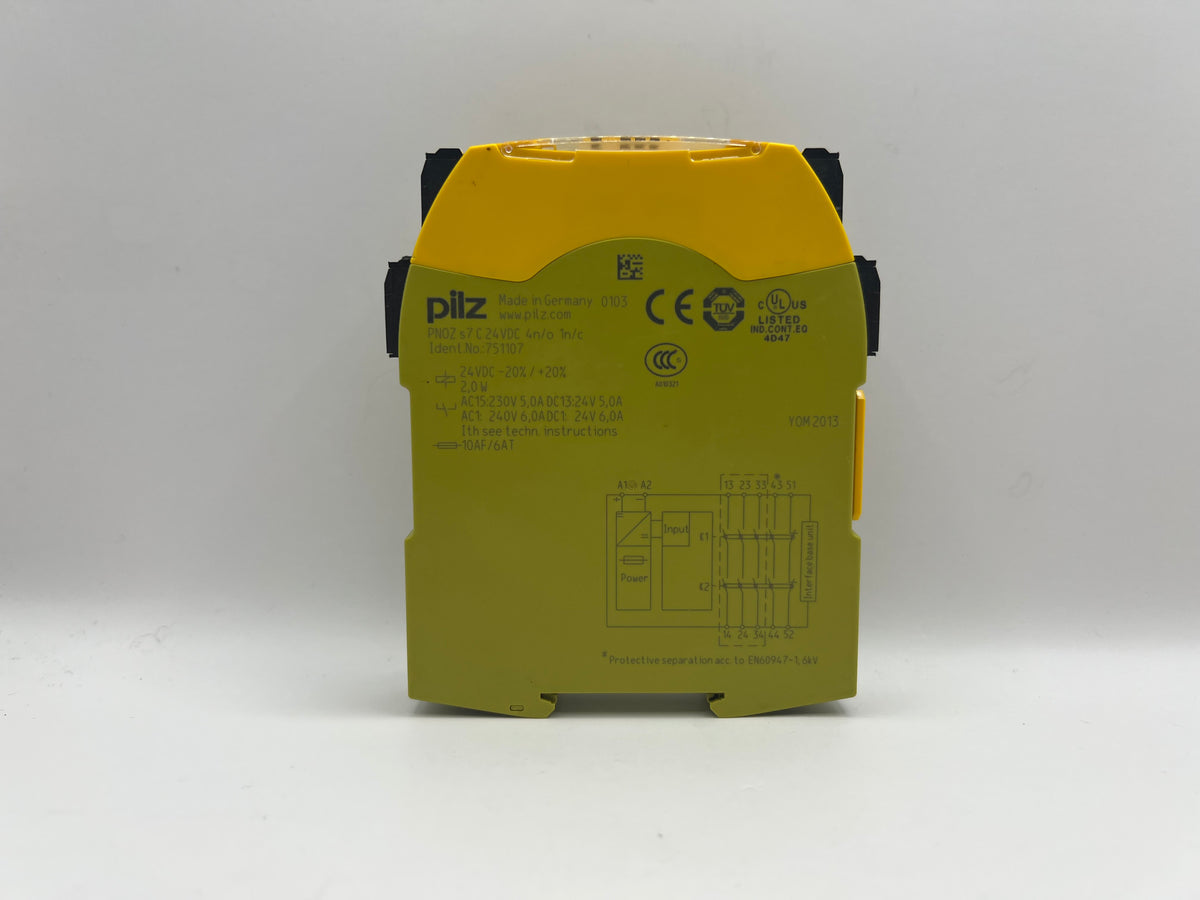 1x Pilz PNOZ s7 C 24VDC 4n/o 1n/c Ident.No. 772142 Safety Relay