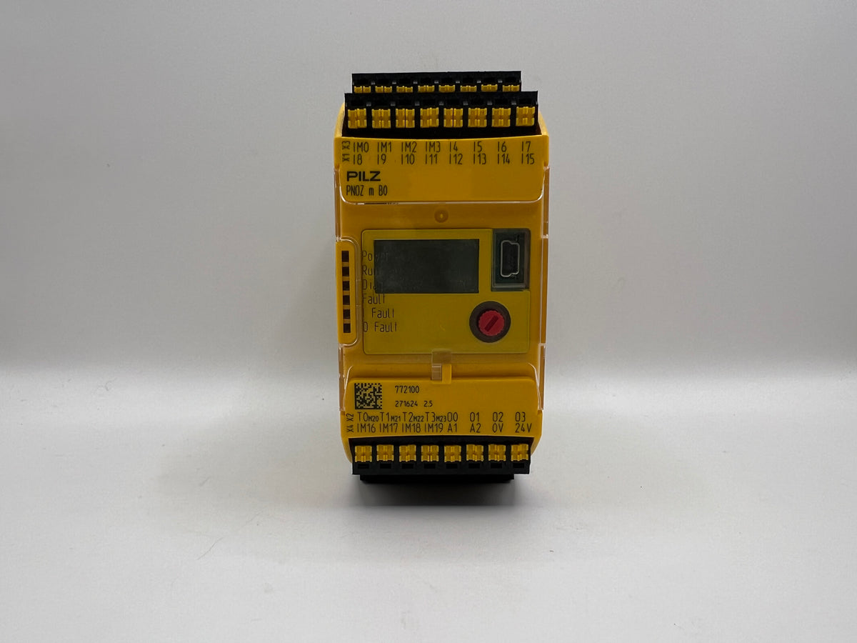 1x Pilz 772100 PNOZ m B0 Programmable Safety Relay Module