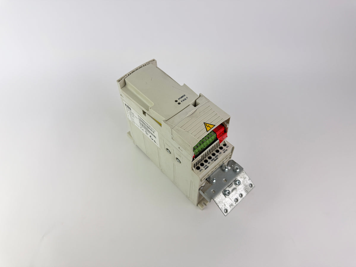 ABB ACS355-03E-07A3-4 Frequency Converter VFD 3kW 3HP 380-480V AC Drive