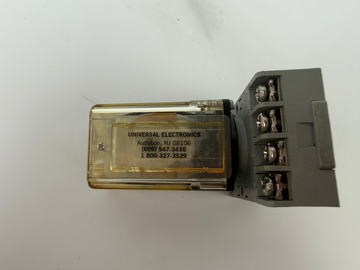 Struthers-Dunn A314XAX48P General Purpose Relay 120VAC w/ Idec SR2P-06 Base