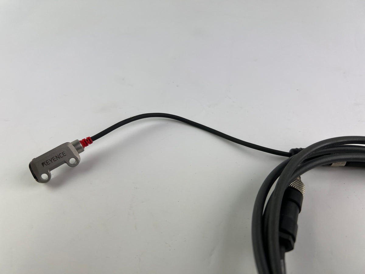 1x Keyence PR-M51C3PD Photoelectric Sensor + 150cm Cable