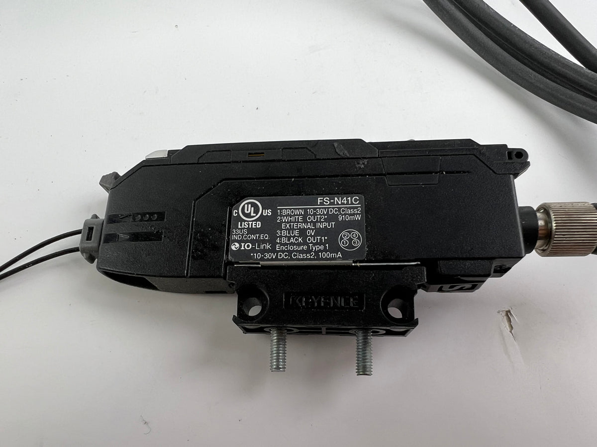Keyence FS-N41C Fiber Optic Amplifier + 2 Sensor Heads + 190cm Cable (No Plastic Cover)