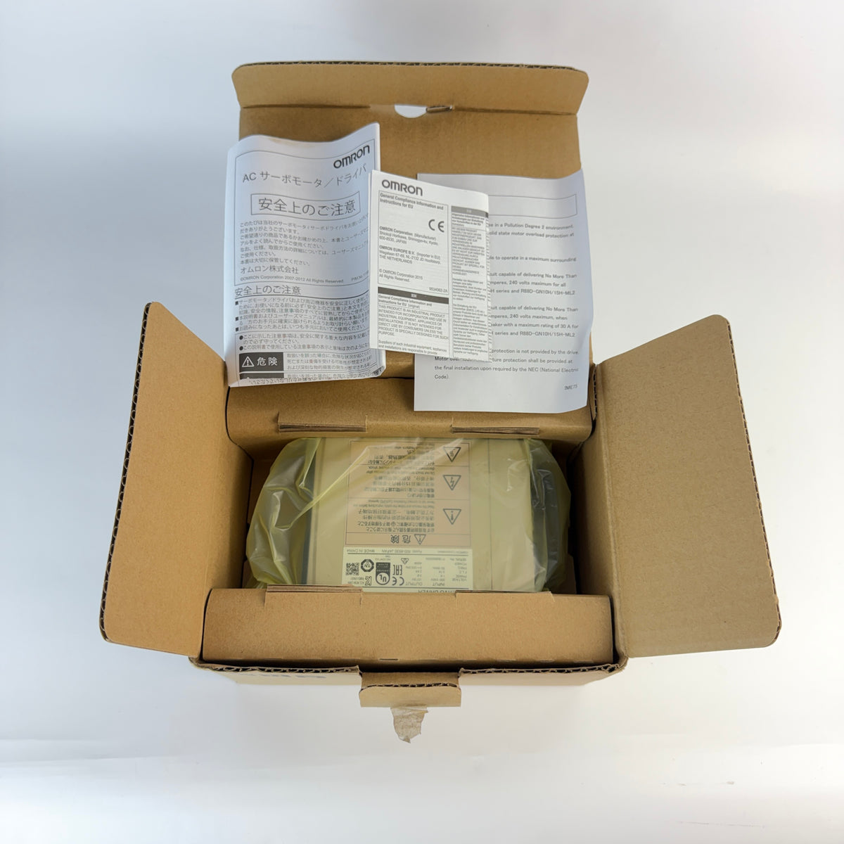 Omron R88D-GN04H-ML2 G-Series 400W AC Servo Driver MECHATROLINK-II 200-240VAC