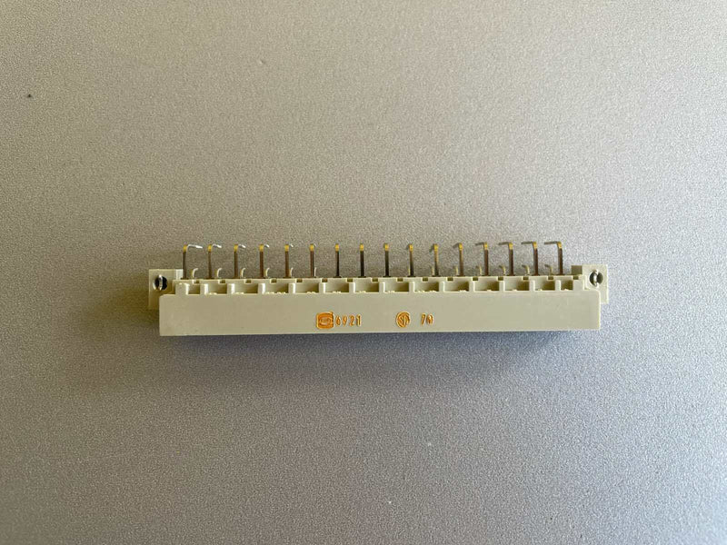 Lot of 9 Phoenix Contact PCB connectors 81 09 04 332 6831