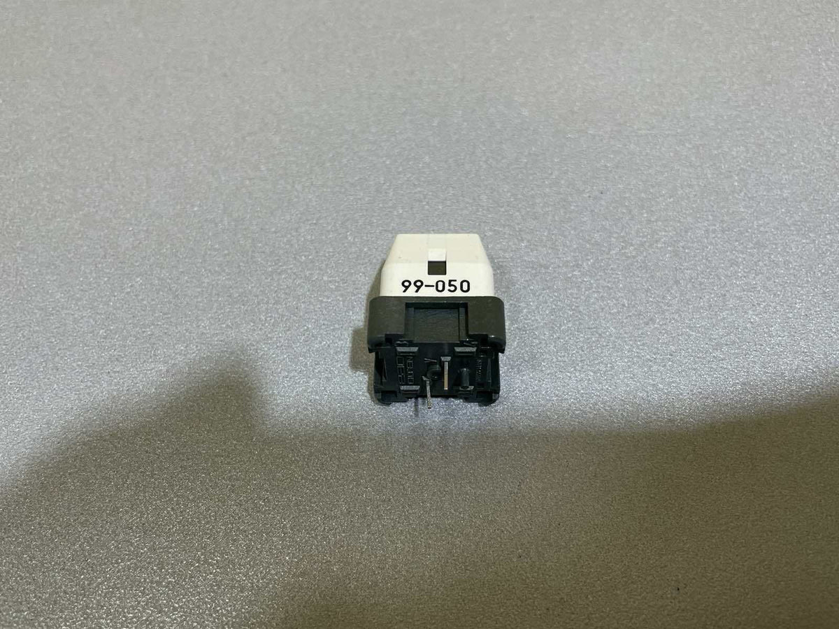 Lot of 35 EAO OLTEN Pushbutton Switch 99-050